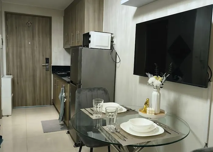 Near Mrt Boni, Greenfield, Shangrila & Megamall Apartment *