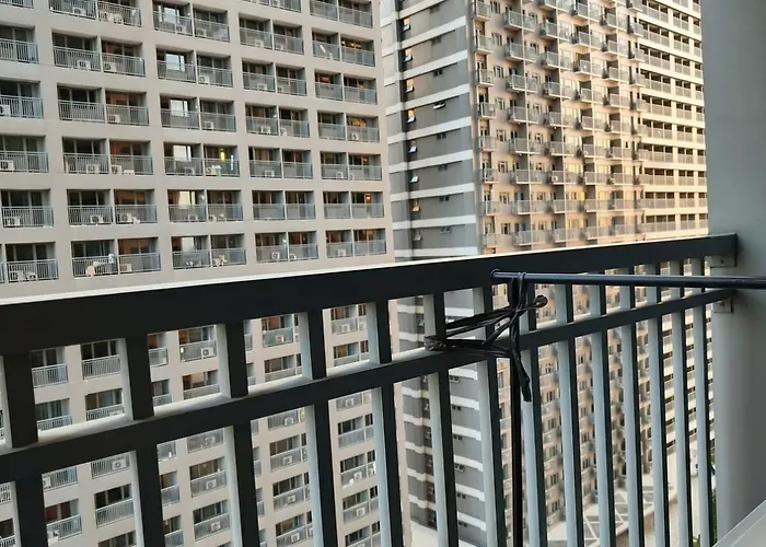 Near Mrt Boni, Greenfield, Shangrila & Megamall Apartment